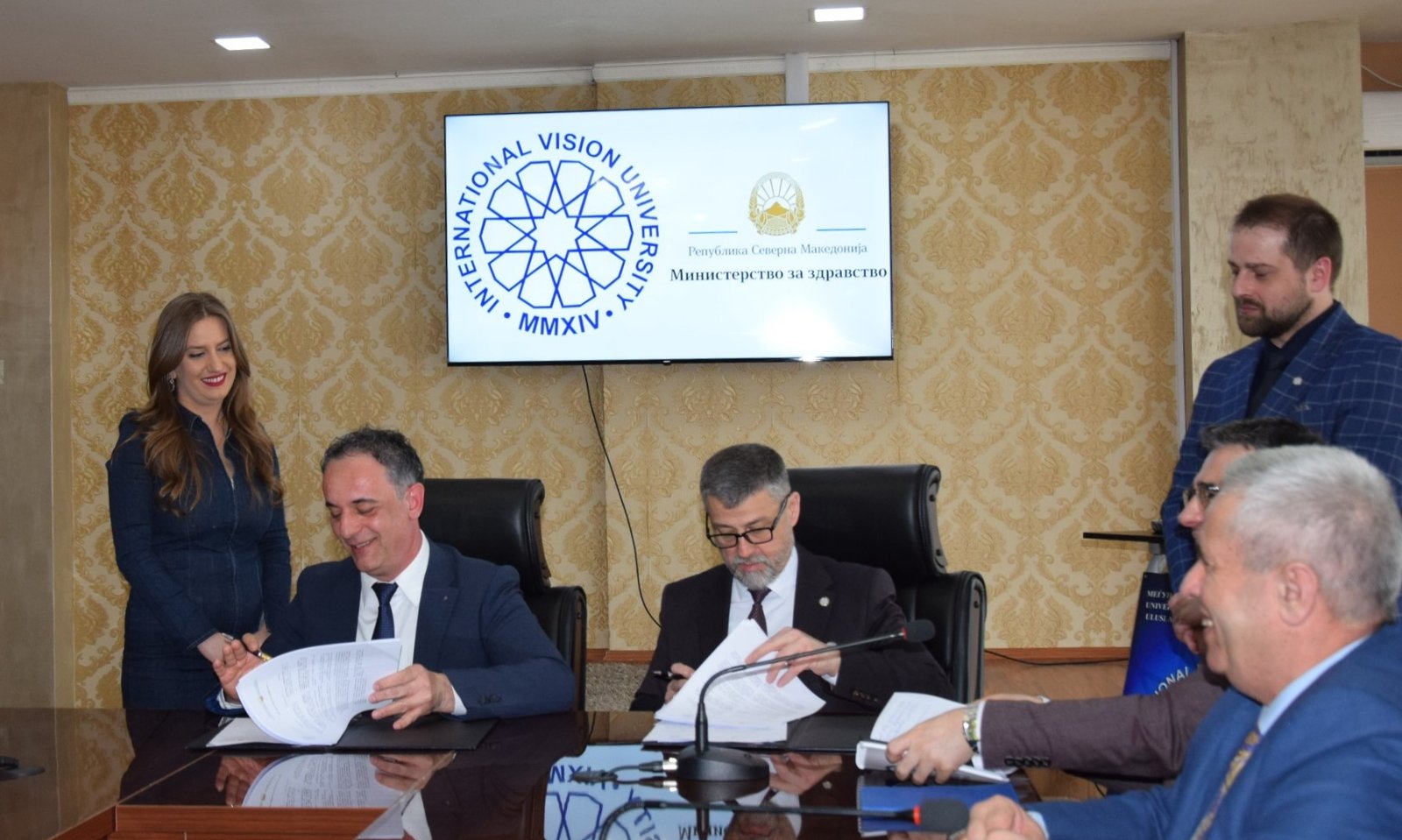 ULUSLARARASI VİZYON ÜNIVERSİTESİ İLE KMC SAĞLIK BAKANLIĞI ARASINDA İŞBİRLİĞİ PROTOKOLÜ